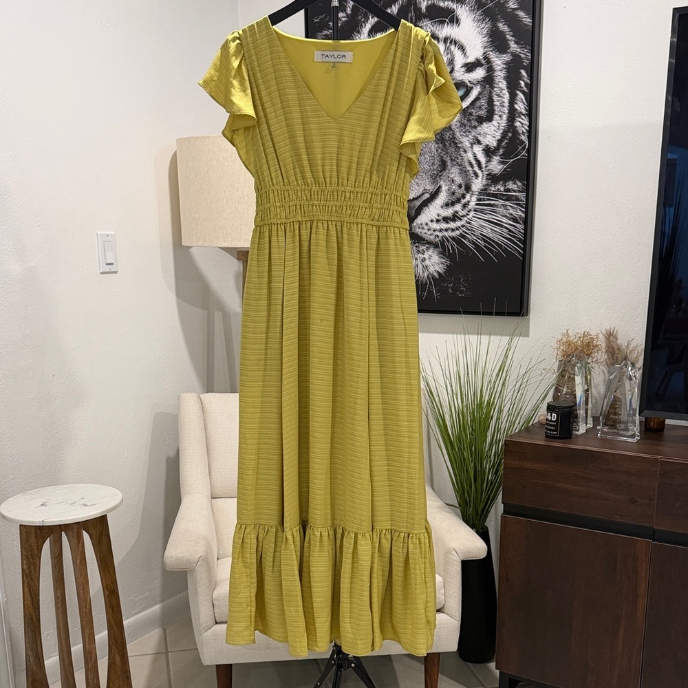 Taylor Women's Vibrant Chartreuse Maxi Dress